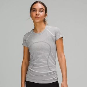 Lululemon swiftly tech short sleeve